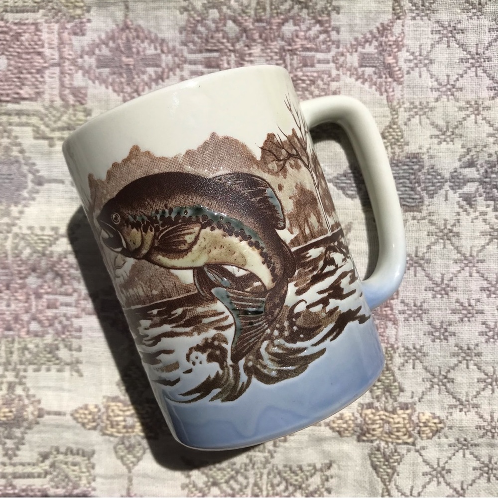 Vintage Ontagiri Fish Mug